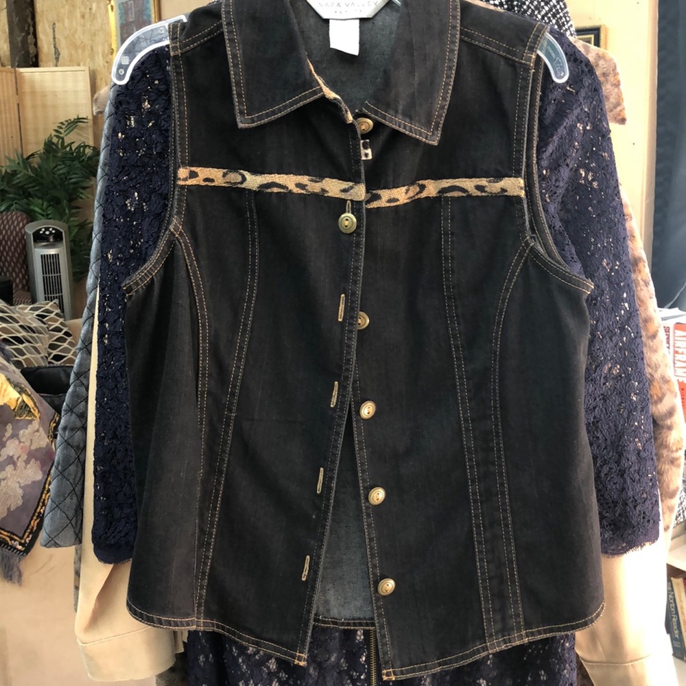 Napa Valley Denim Button Vest size PP Beautiful like new condition